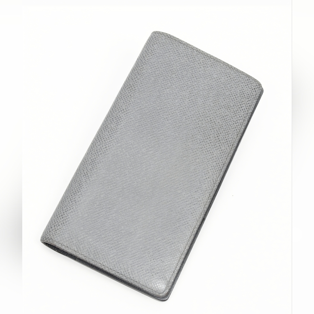 RARE LOUIS VUITTON Grey Taiga Brazza (Unisex) Bifold Long Wallet (EUC) - Picture 4 of 11